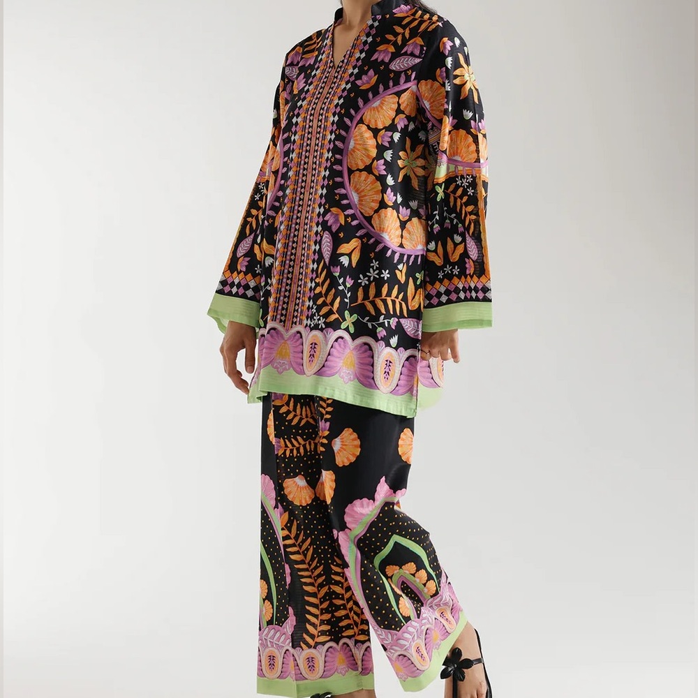 Ethnc Pakistani 2 piece printed suit/co-ord set